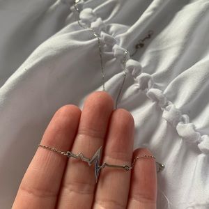 Steven Singer EKG/ heartbeat necklace